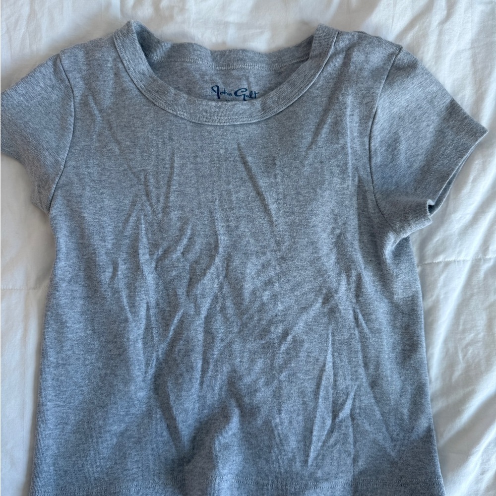 Brandy Melville baby tee
